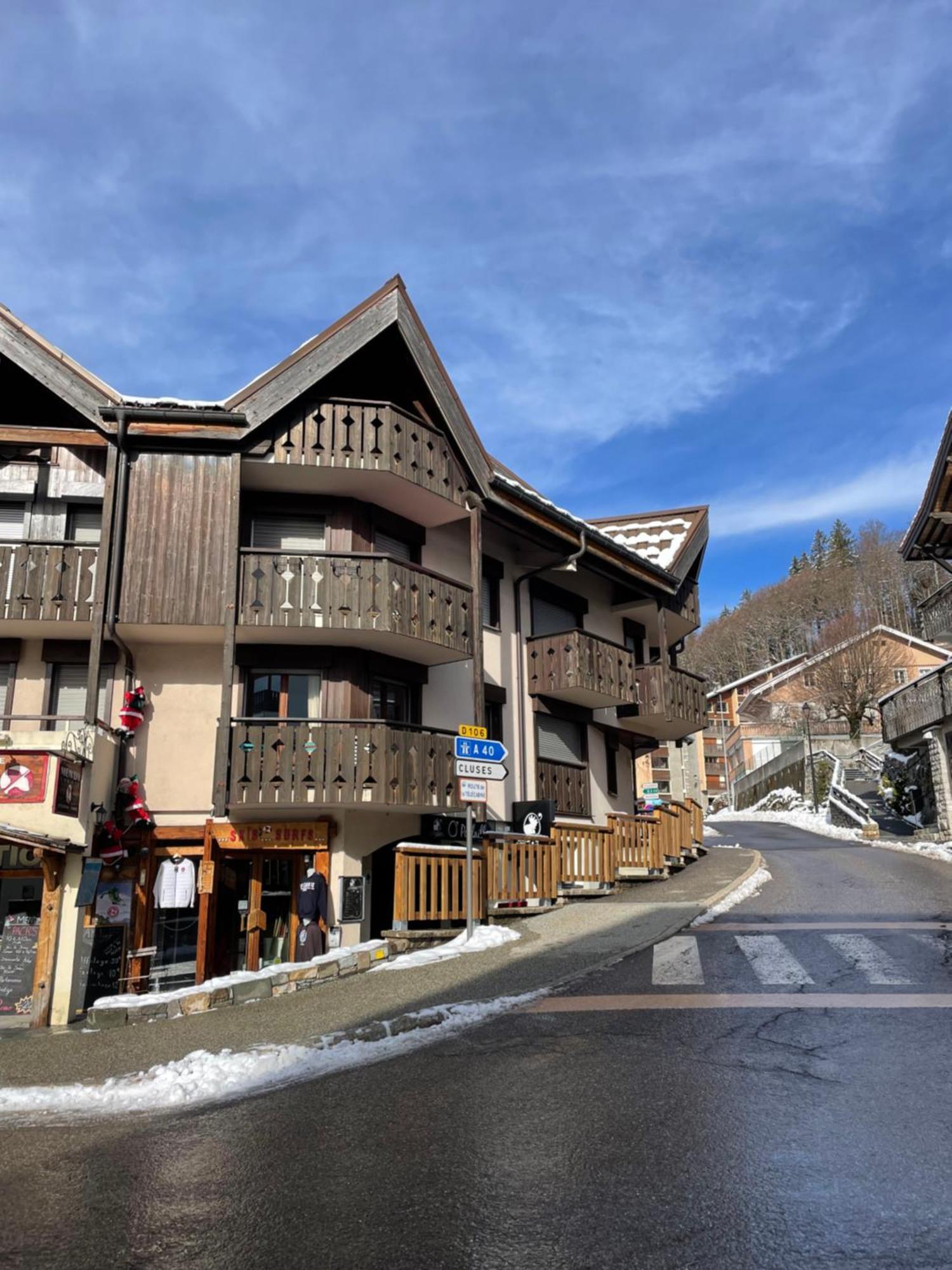 Ideal For Up To 2 People * Les Carroz-d'Araches
